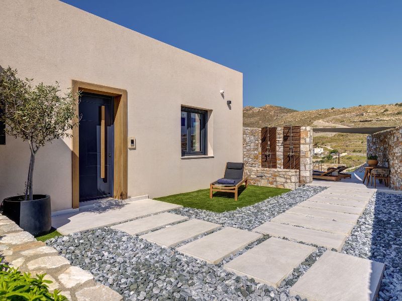 Aelia Pnoe Villas in Syros Greece