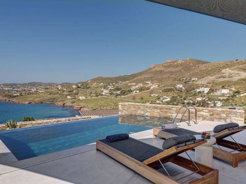 Aelia Pnoe Villas in Syros Greece