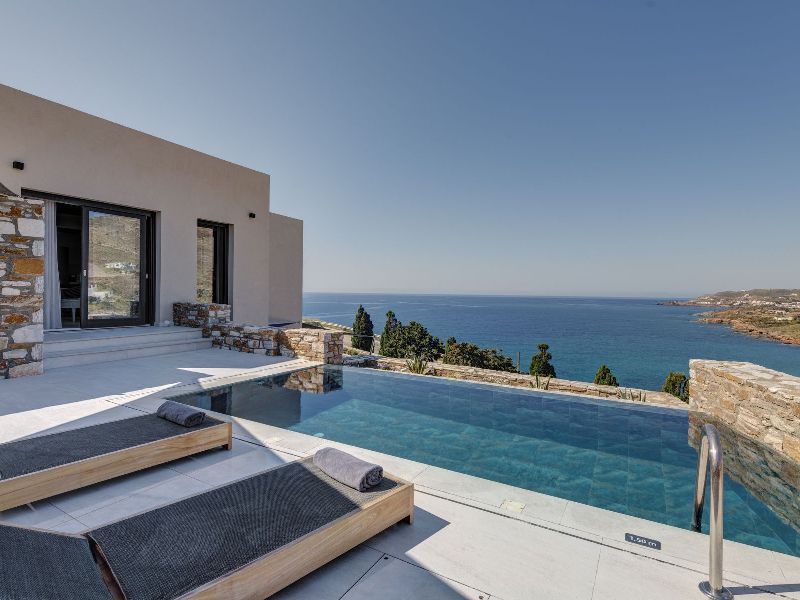 Aelia Pnoe Villas in Syros Greece
