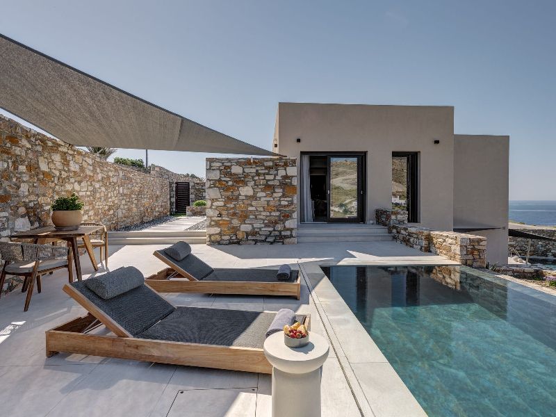 Aelia Pnoe Villas in Syros Greece