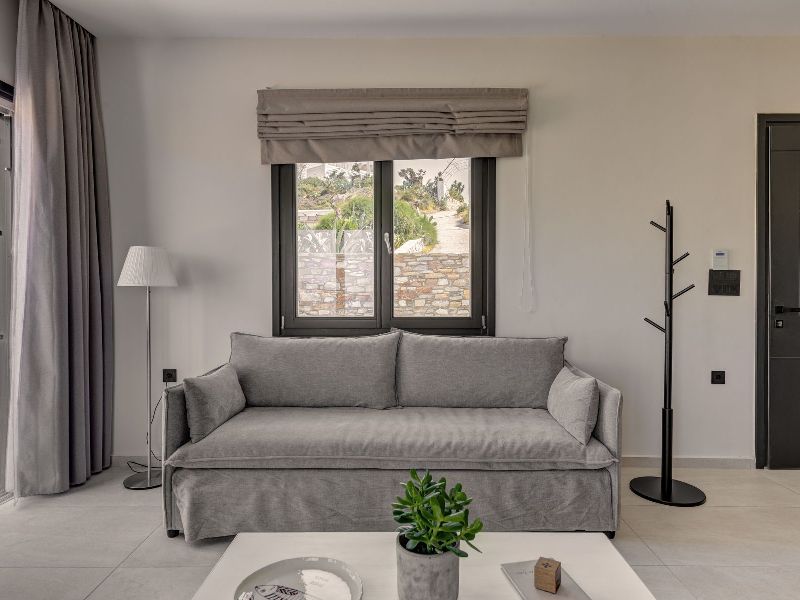 Aelia Pnoe Villas in Syros Greece