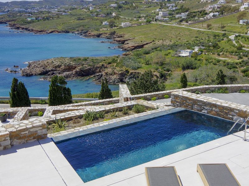 pnoe luxury villas in Syros island Greece