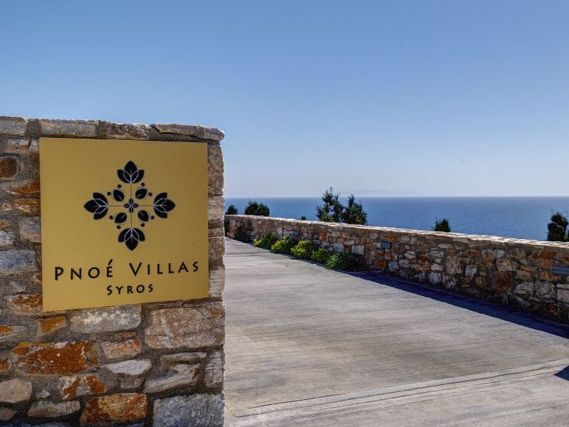 pnoe luxury villas in Syros island Greece