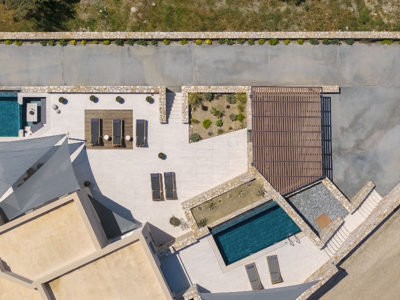 pnoe luxury villas in Syros island Greece