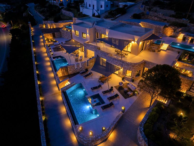 pnoe luxury villas in Syros island Greece