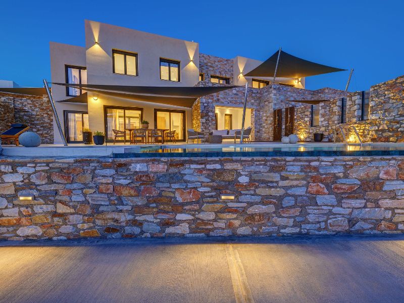 pnoe luxury villas in Syros island Greece