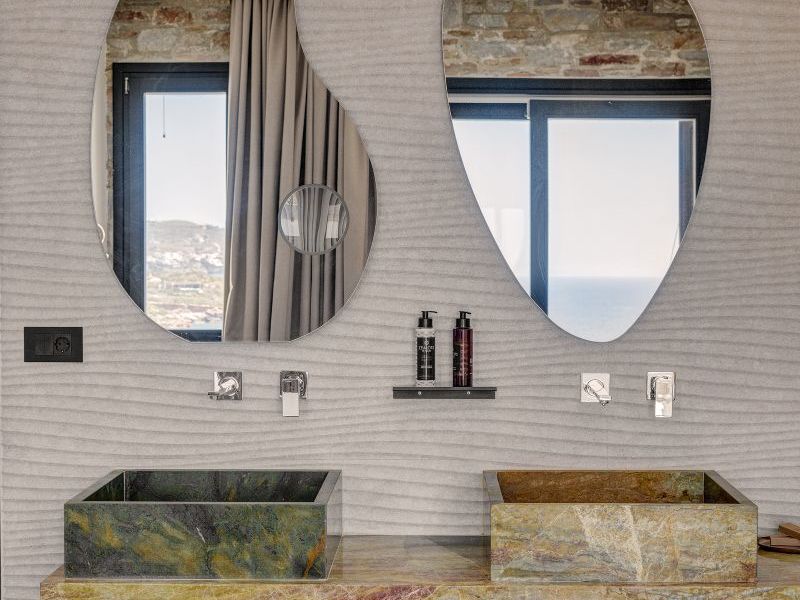 Horizon Pnoe Villas in Syros Greece
