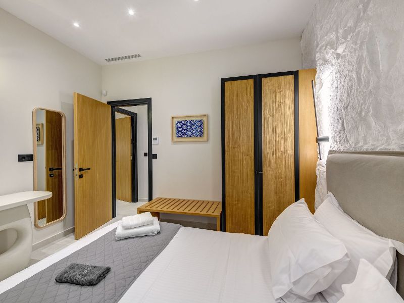 Horizon Pnoe Villas in Syros Greece