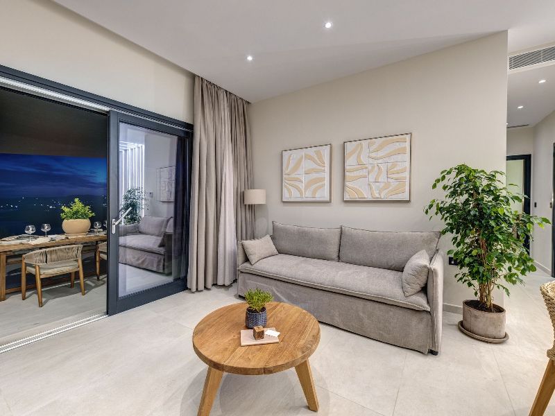 Horizon Pnoe Villas in Syros Greece