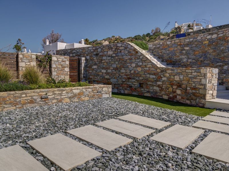Horizon Pnoe Villas in Syros Greece
