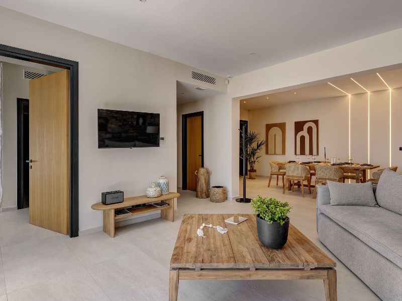 Thryallis Pnoe Villas in Syros Greece
