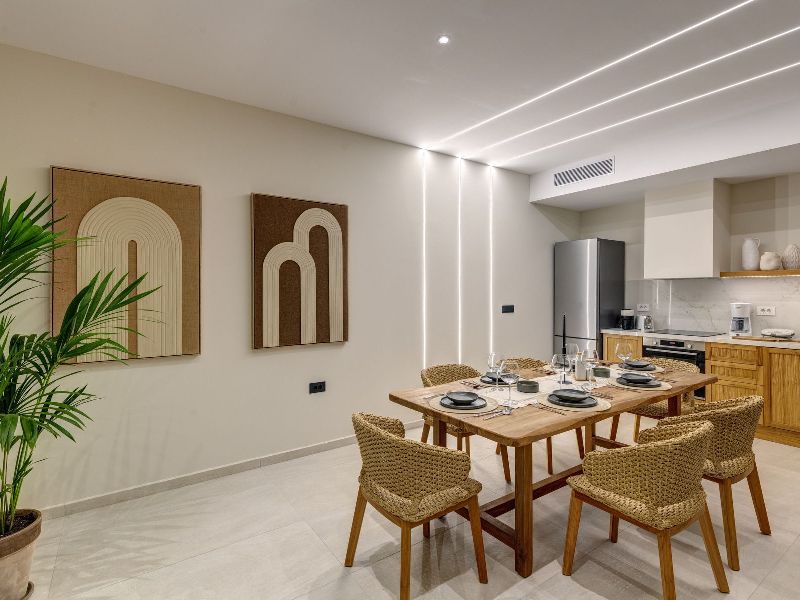 Thryallis Pnoe Villas in Syros Greece